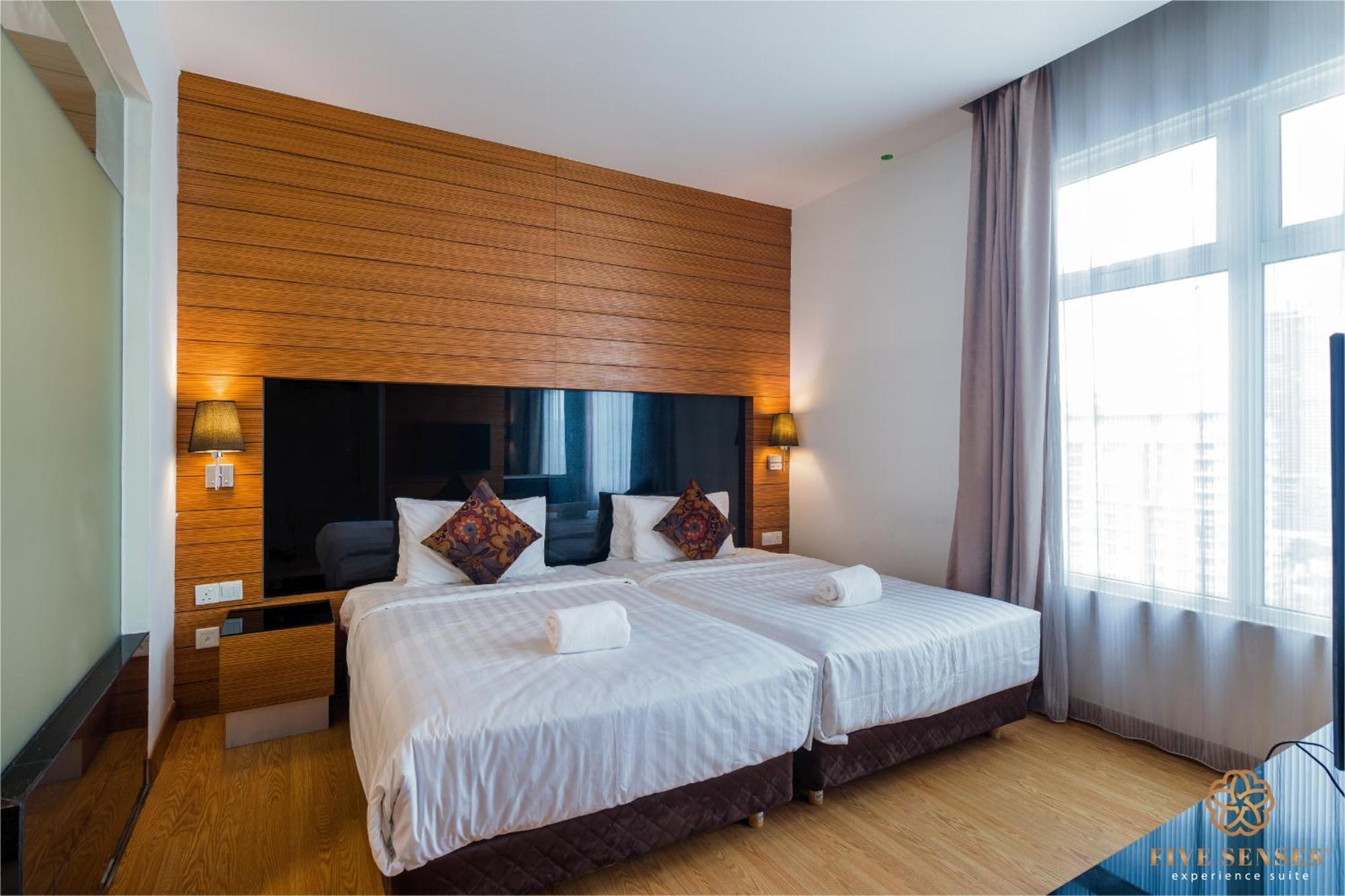 Dua Sentral Signature Suites Куала-Лумпур Номер фото